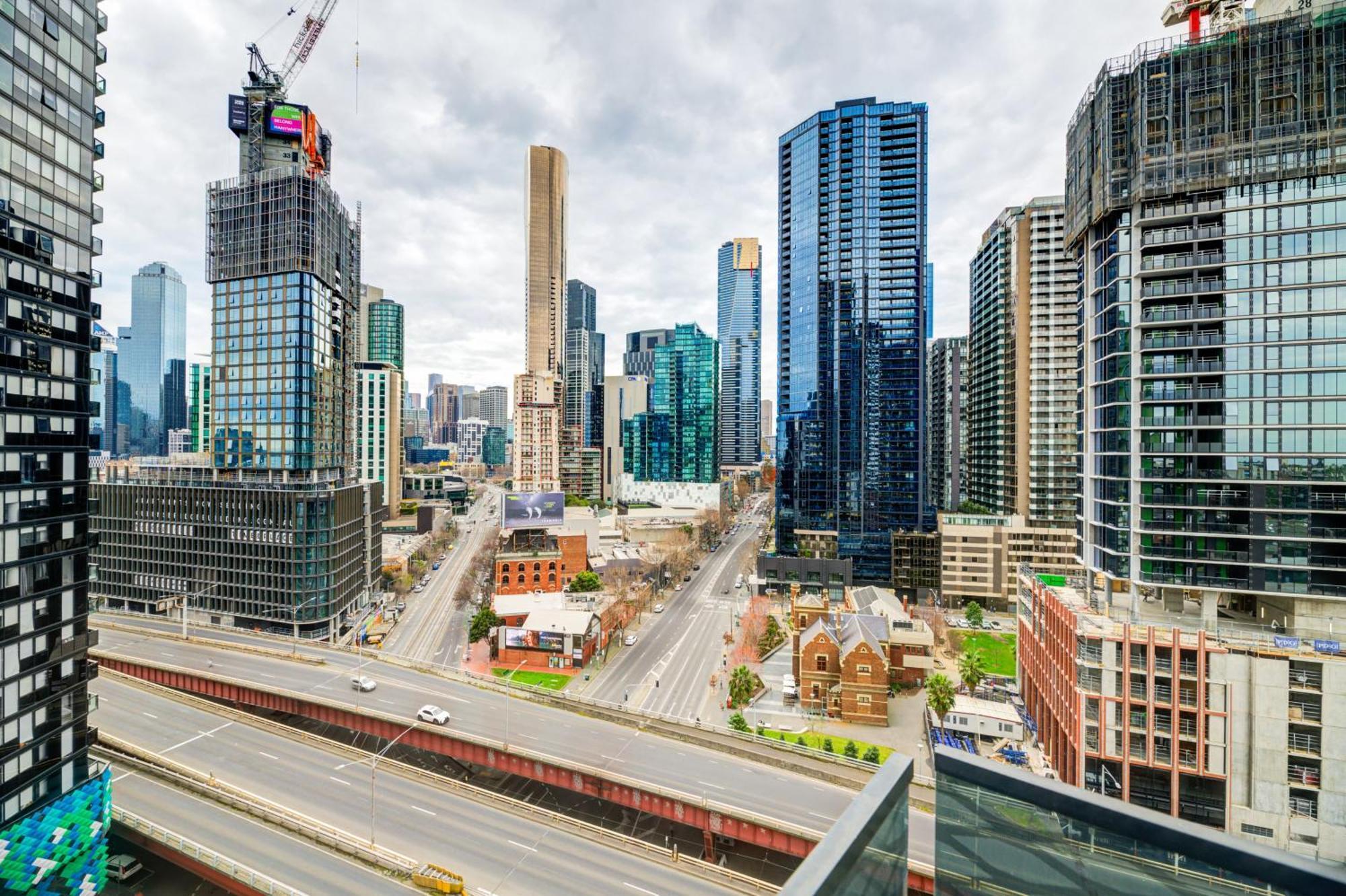 Mega Style Apartments Mainpoint Melbourne Bilik gambar